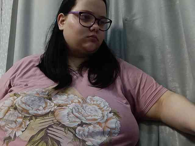 Nency-18 webcam