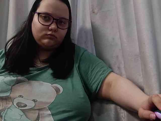 Nency-18 webcam