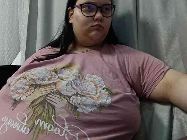Nency-18 webcam