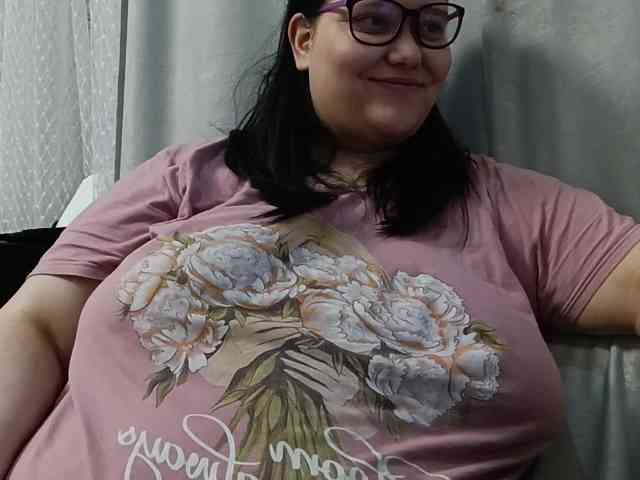 Nency-18 webcam