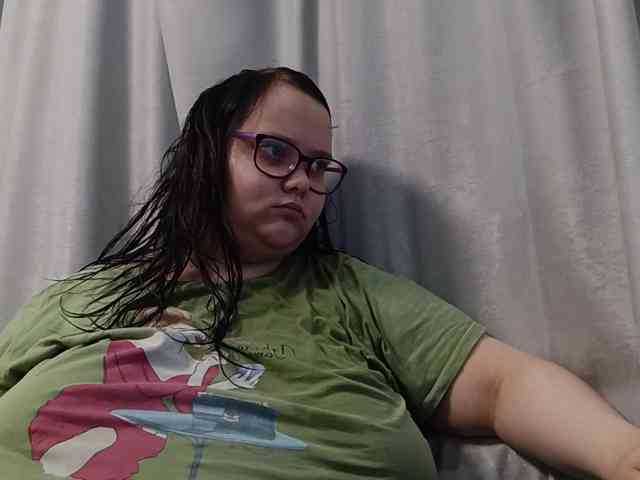 Nency-18 webcam