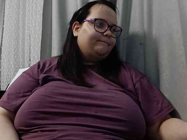 Nency-18 webcam