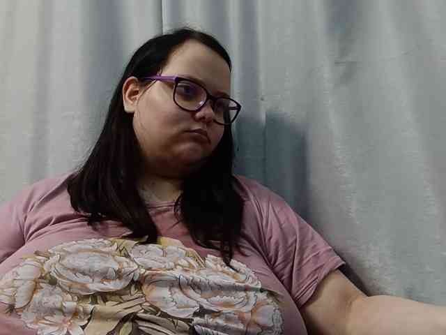 Nency-18 webcam