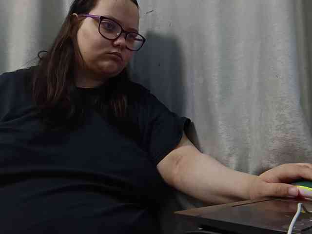 Nency-18 webcam