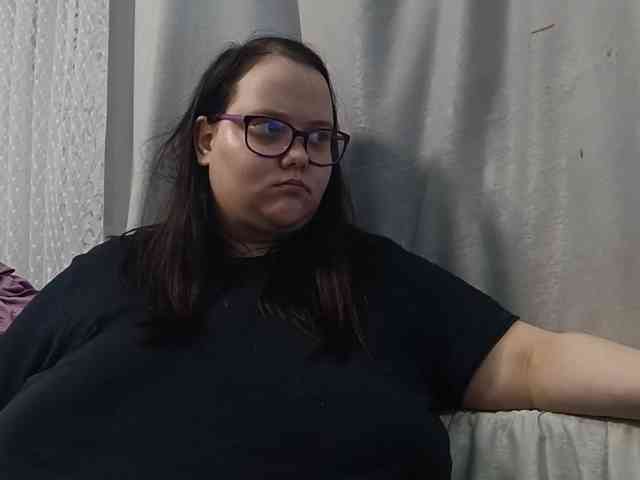 Nency-18 webcam