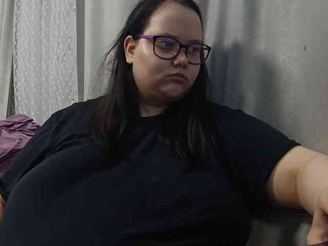 Nency-18 webcam