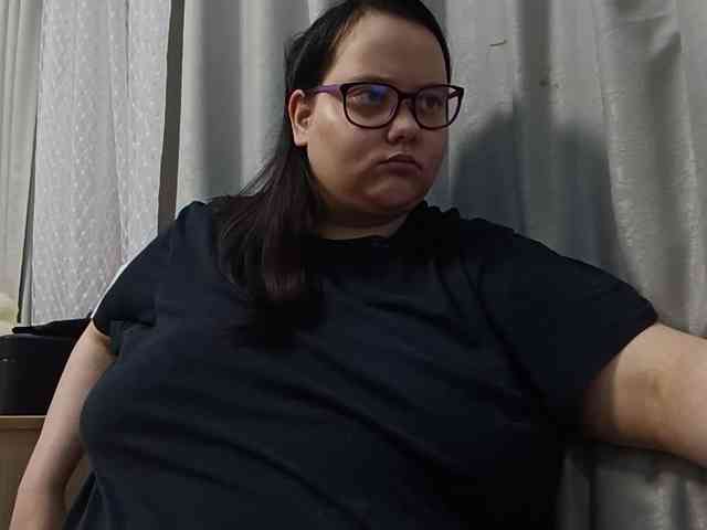 Nency-18 webcam