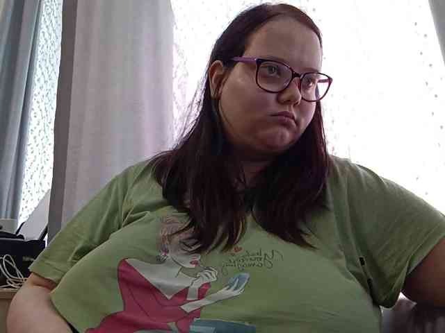 Nency-18 webcam