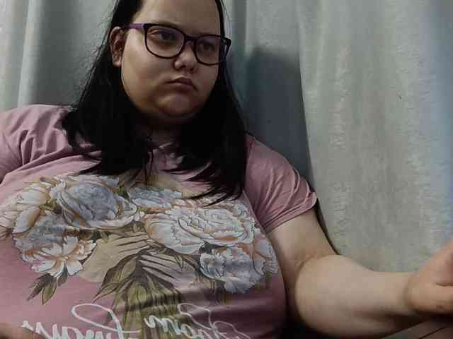 Nency-18 webcam