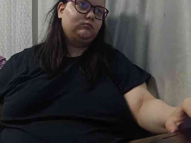 Nency-18 webcam
