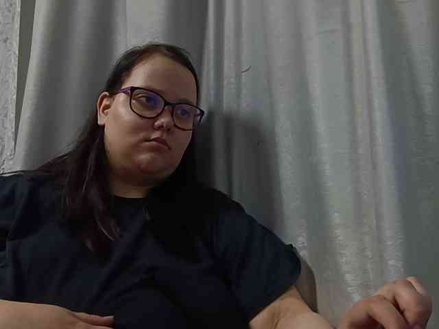Nency-18 webcam