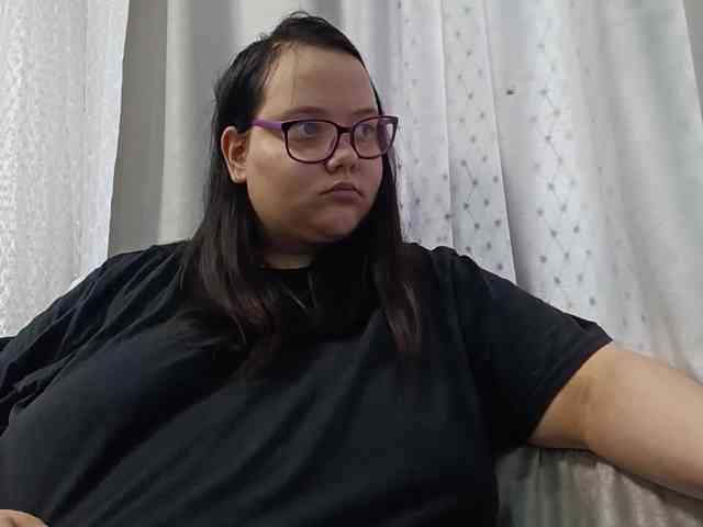 Nency-18 webcam