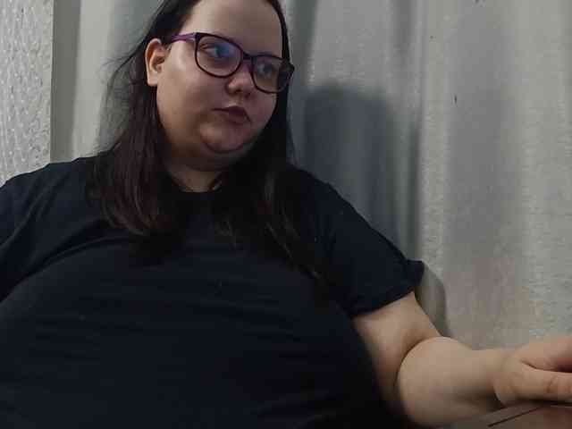 Nency-18 webcam