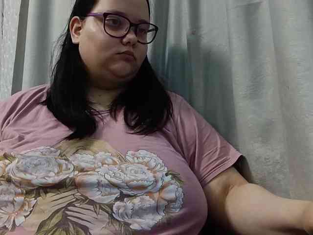 Nency-18 webcam