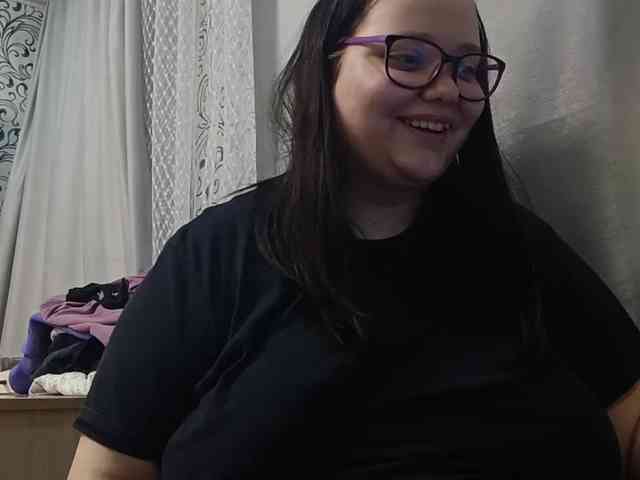 Nency-18 webcam