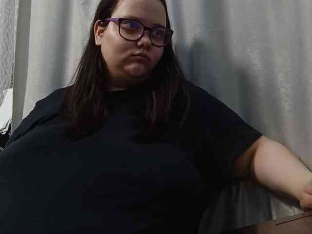 Nency-18 webcam