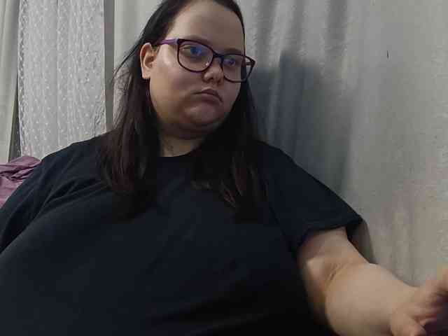 Nency-18 webcam