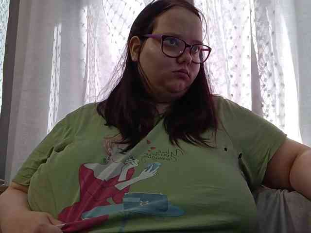 Nency-18 webcam