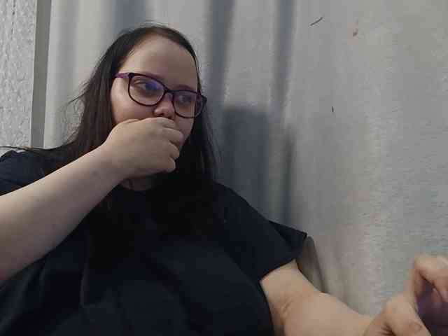 Nency-18 webcam