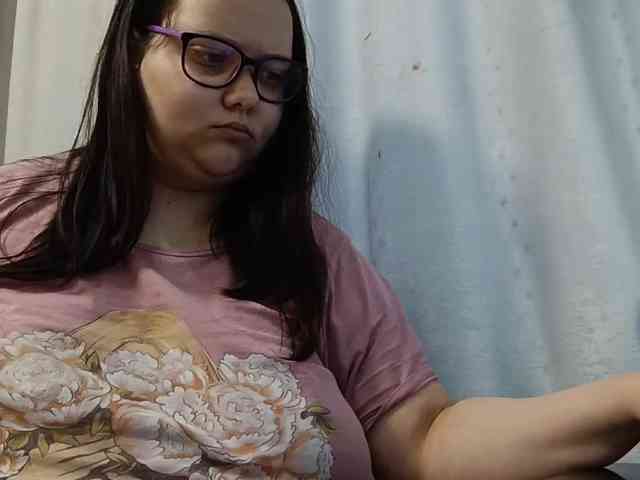 Nency-18 webcam