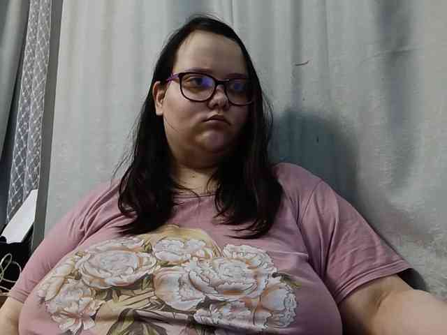 Nency-18 webcam
