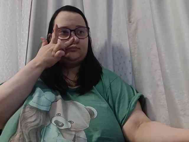 Nency-18 webcam