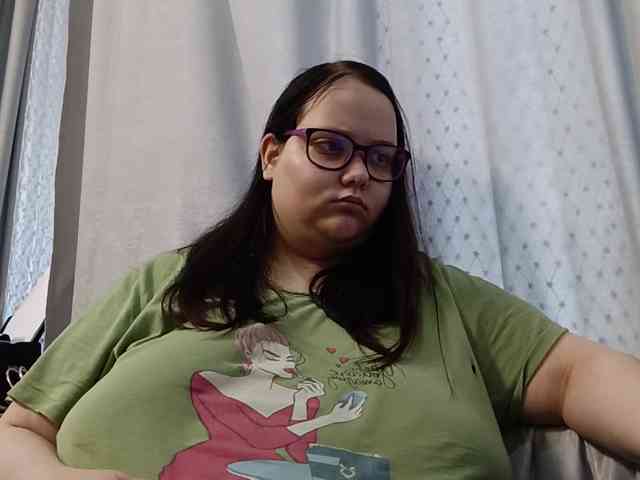Nency-18 webcam