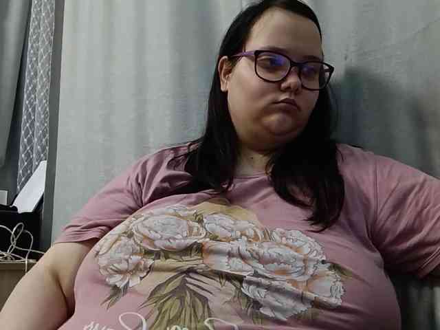 Nency-18 webcam