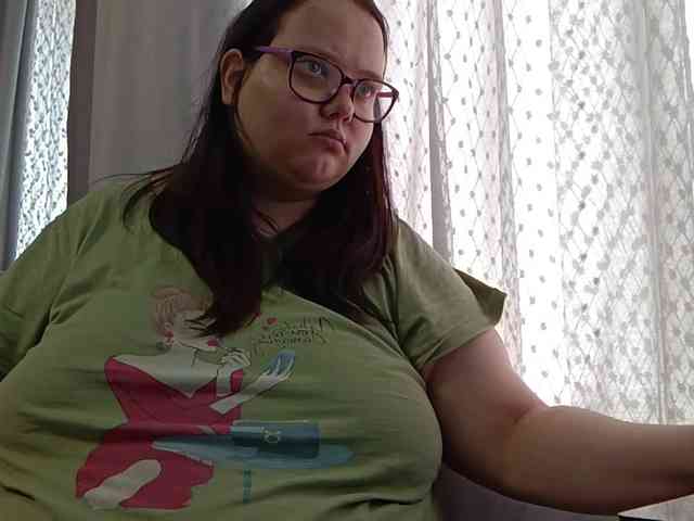 Nency-18 webcam