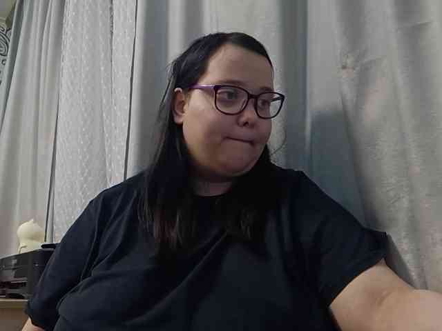 Nency-18 webcam