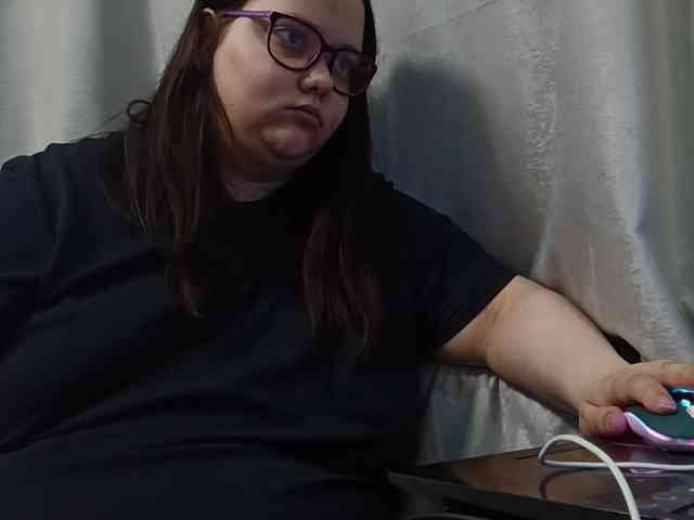 Nency-18 webcam