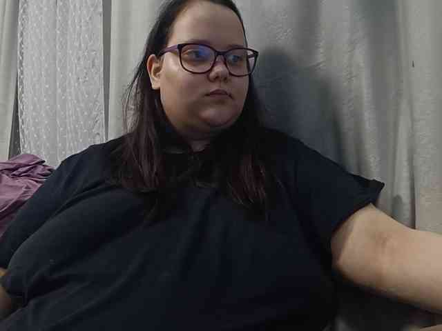 Nency-18 webcam