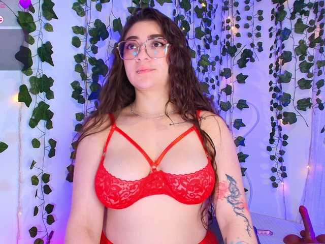 Samii-Evans's BongaCams show and profile