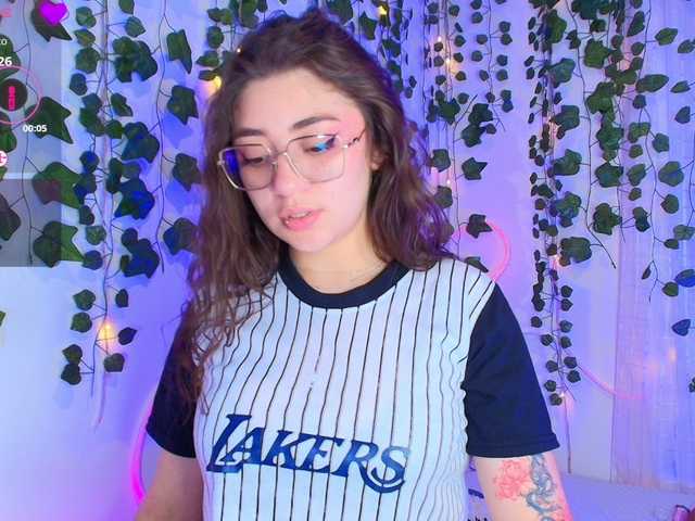 Samii-Evans's BongaCams show and profile