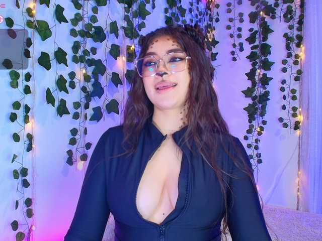 Explore 20 years old Samii-Evans from BongaCams Samii-Evans from BongaCams