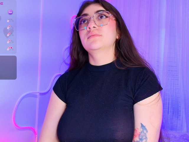 Samii-Evans from BongaCams