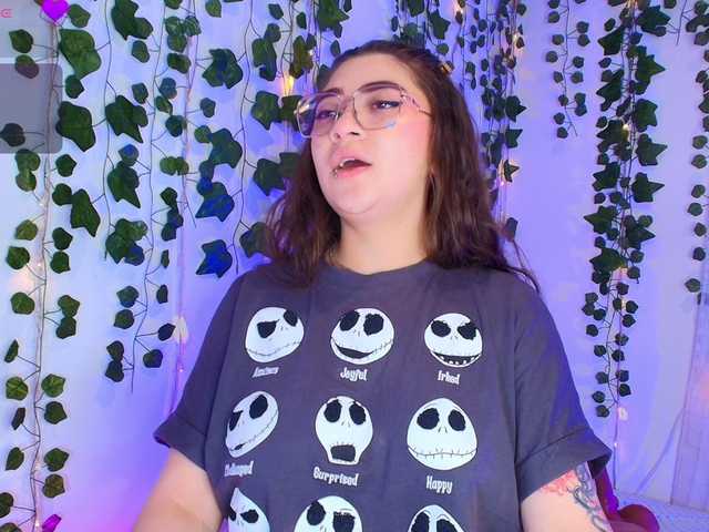 Samii-Evans's BongaCams show and profile