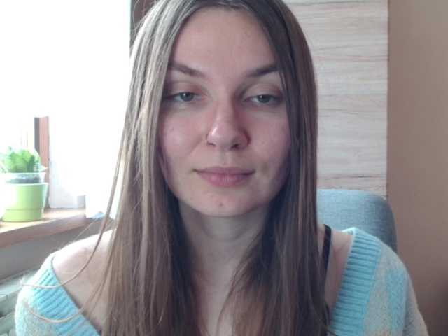 Ellyxcute's BongaCams show and profile