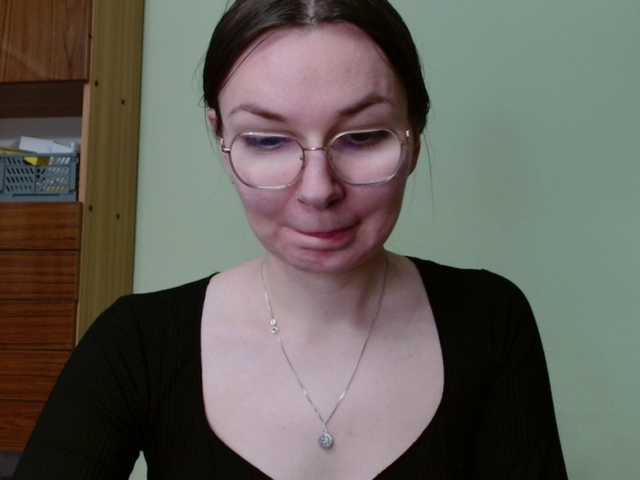 Ellyxcute — Hey there :) lets have some naughty & kinky fun 