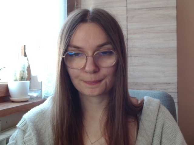 Ellyxcute's BongaCams show and profile