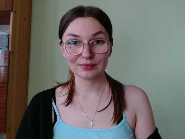 Ellyxcute live cam profile