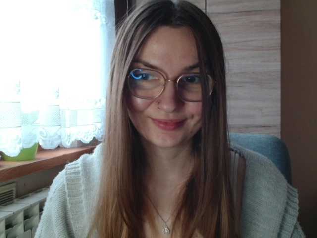 Ellyxcute webcam bongacams model stream image