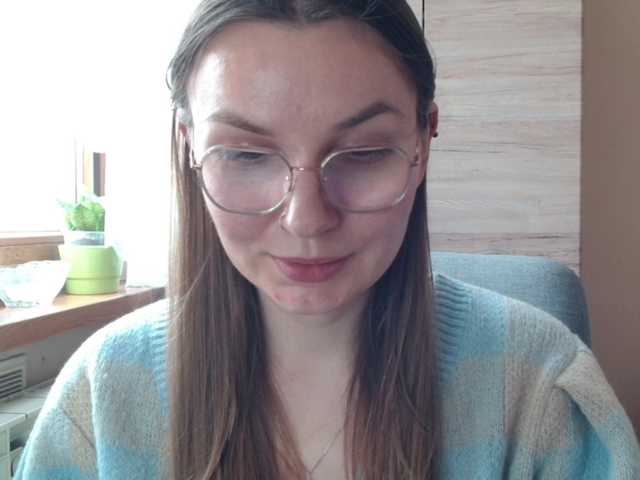 Ellyxcute's BongaCams show and profile