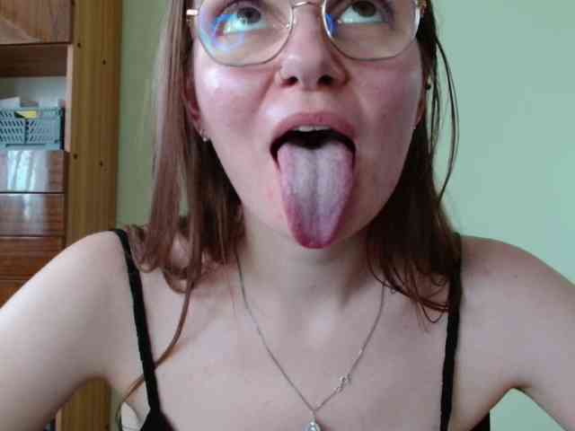 Ellyxcute webcam