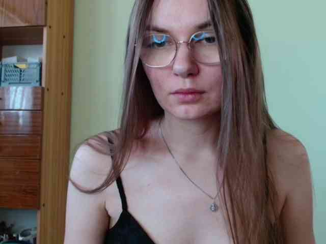 Ellyxcute's webcam live show