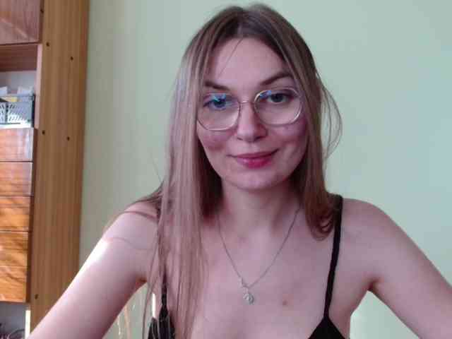 Ellyxcute webcam