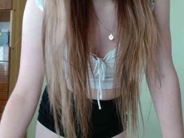 Ellyxcute webcam