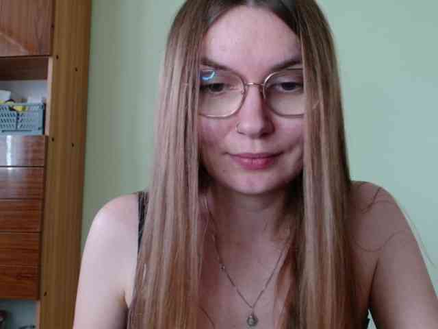 Ellyxcute webcam