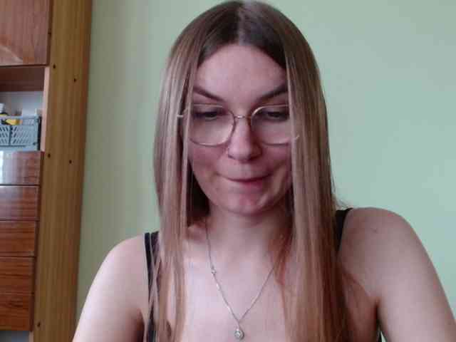Ellyxcute webcam