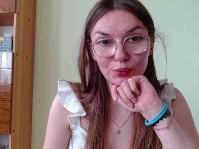 Ellyxcute webcam